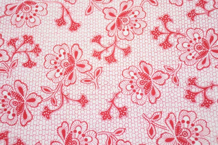 Antique duver cover red flowers t. b 13