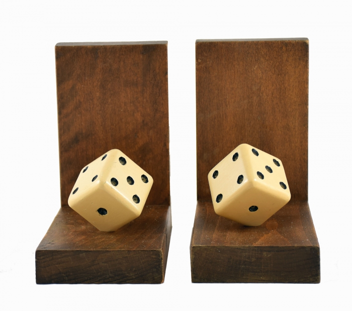Bookends with dice c. d 12