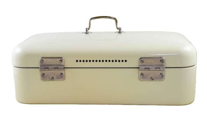 Vintage Dutch bread box e. c 3