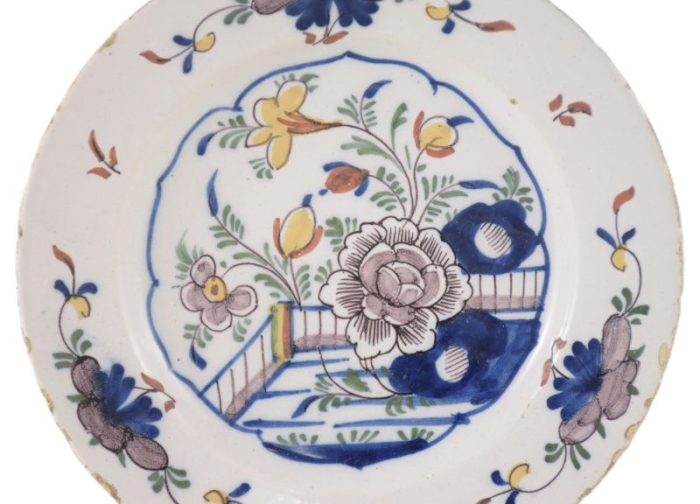 Antique polychrome Delft plate