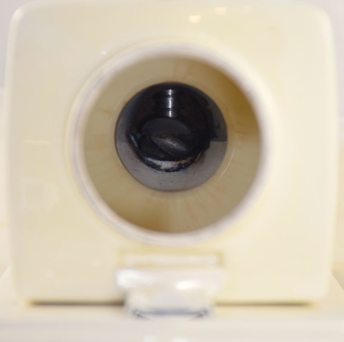 Vintage Dutch wall coffee grinder DE nr. 3