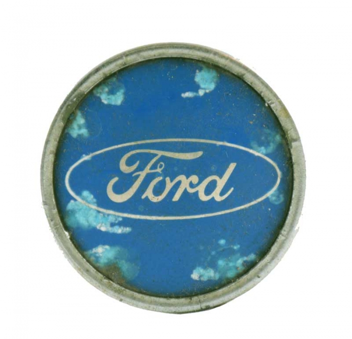 Ford Taurus wheel rim hubcap cover plug