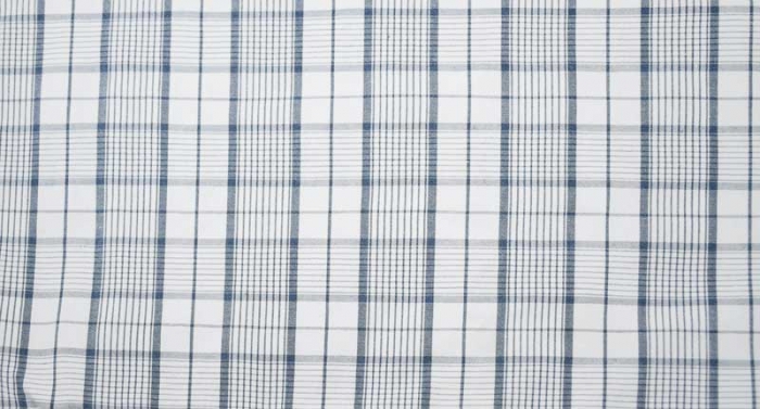 Antiek geruit beddenkleed t. b 12