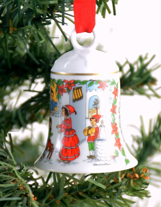 Hutschenreuther porcelain Christmas bell