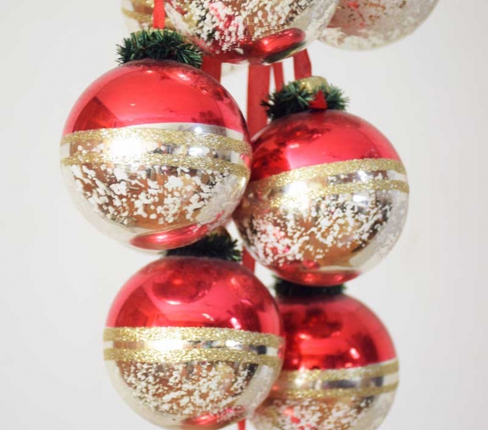 Christmas baubles hanger k. d 23