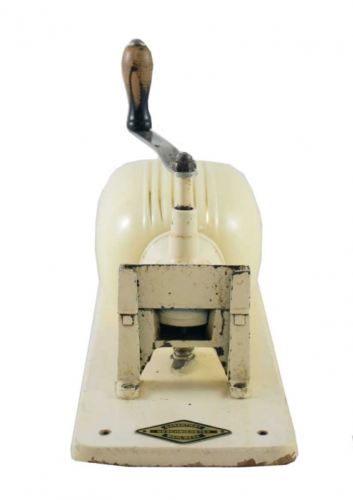 Vintage Dutch  wall coffee grinder nr. 8