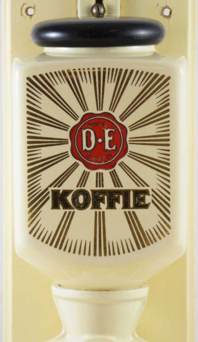 Vintage Dutch wall coffee grinder DE Douwe Egberts nr. 3