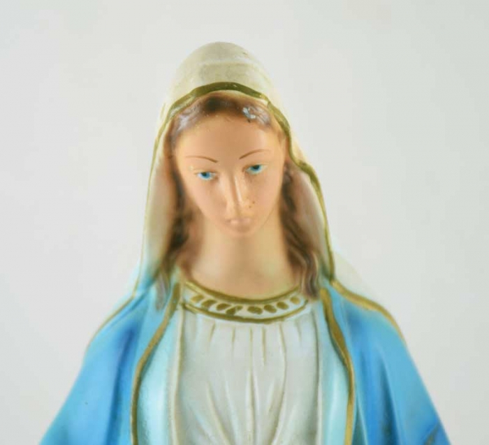 Small vintage Maria statuette