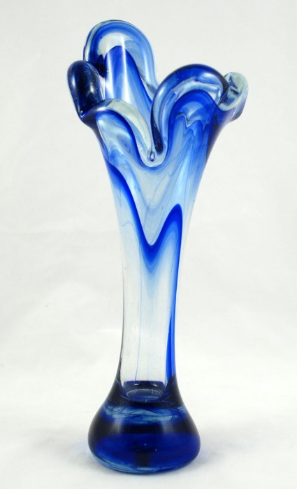 Blue vase gk d 8
