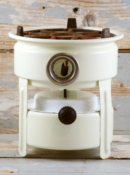 kerosene stove