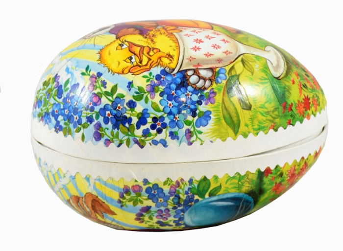 Easter egg candy container