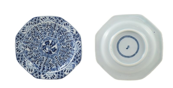 Set of six teacups and saucers with Peterselie