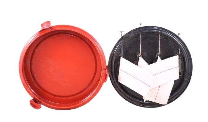 Dutch vintage four wick burner kerosene stove e. rd 4