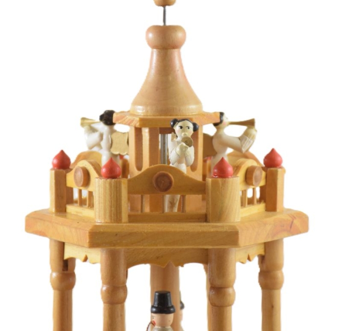 Christmas pyramid k. d 22