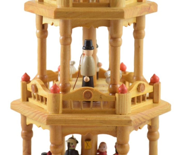 Christmas pyramid k. d 22