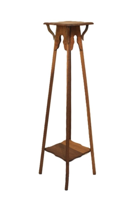 Antieke hoge houten plantentafel