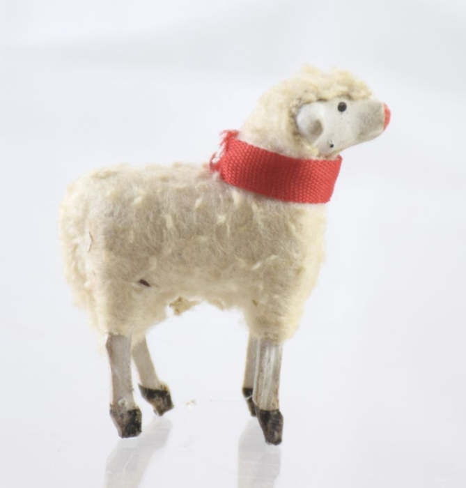 Antiek klein Putz schaapje k. d 33