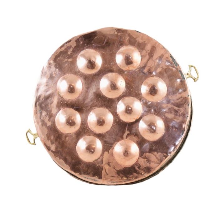 Antique Drench copper esgargot pan kk. p 9 Antique Drench copper esgargot pan kk. p 9