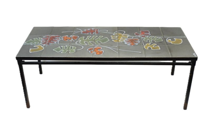 Vintage sixties tafel met tegels Vintage sixties tafel met tegels