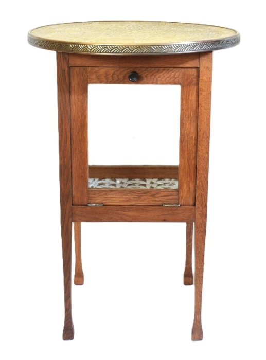 Klein theekastje met rond messing tafelblad Klein theekastje met rond messing tafelblad