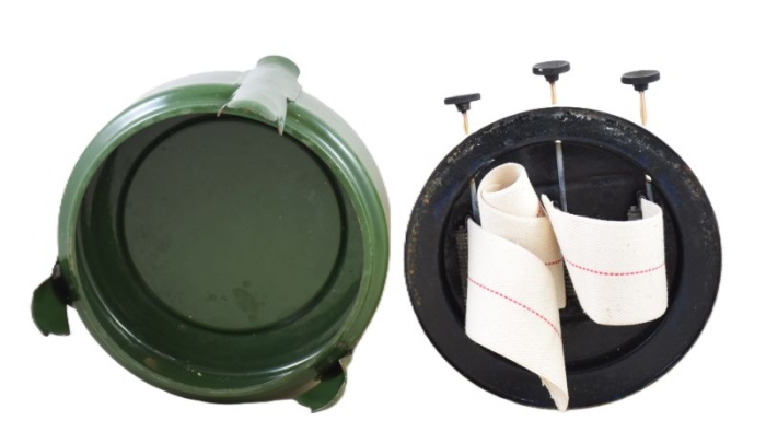 Vintage three wick burner kerosene stove e. dgn 1