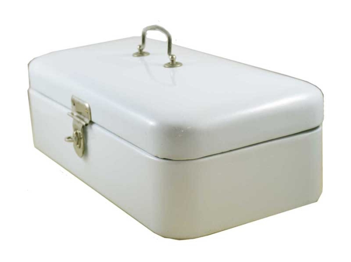 Vintage Dutch enamel bread box e. w 5