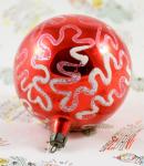 Red bauble k. bg 16