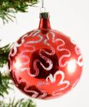 Red bauble k. bg 16