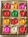 Twaalf kerstballen in doos k. bg 13