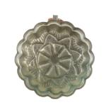 Small copper mold kk. p 6